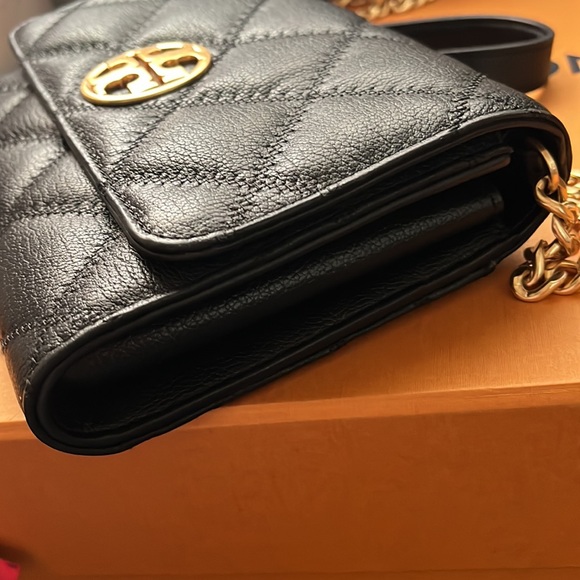 Sold - Picture 6 of 11